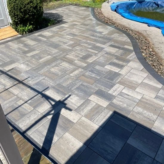 Patio interlocking in Caledon, image by OAKS Home Services