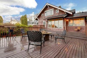 Guide to Building Weather-Proof Decks in Toronto Guide to Building Weather-Proof Decks in Toronto