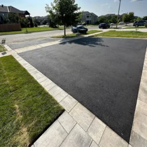 Asphalt driveway in Ontario, image by OAKS Home Services