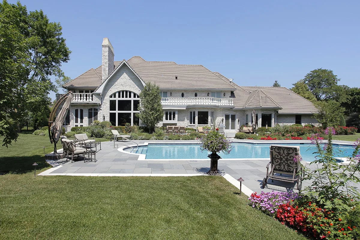 Swimming Pools Installation in Toronto