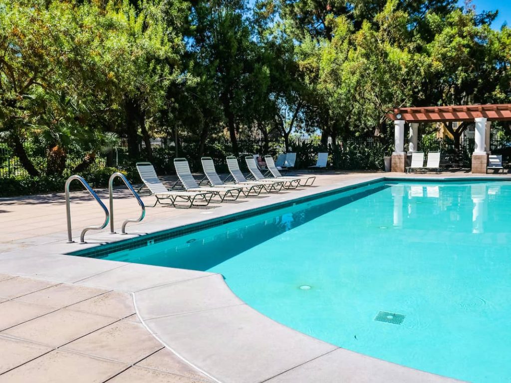 interlocking-around-pools Pool coping replacement using premium cut coping stones, photo by Oaks Home Services