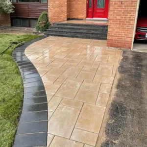 Driveway interlocking contractor in Ontario, image by OAKS Home Services