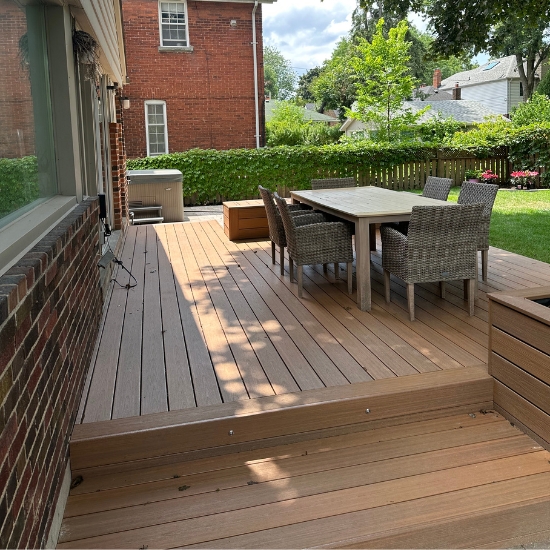 deck builders